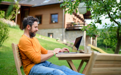 Vorteile des Homeoffice im Sommer: Warum diese Jahreszeit perfekt für Remote-Arbeit ist